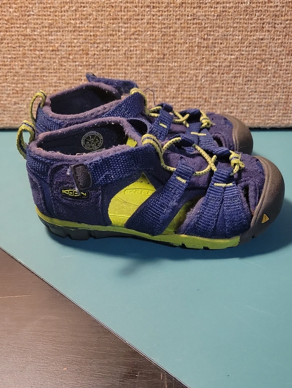 Keen Kids Navy and Yellow Outdoor Sandals Size 7 Kids